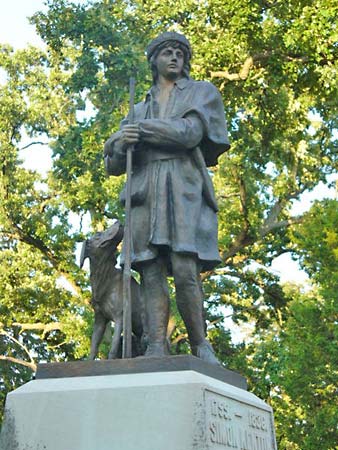 kenton-statue